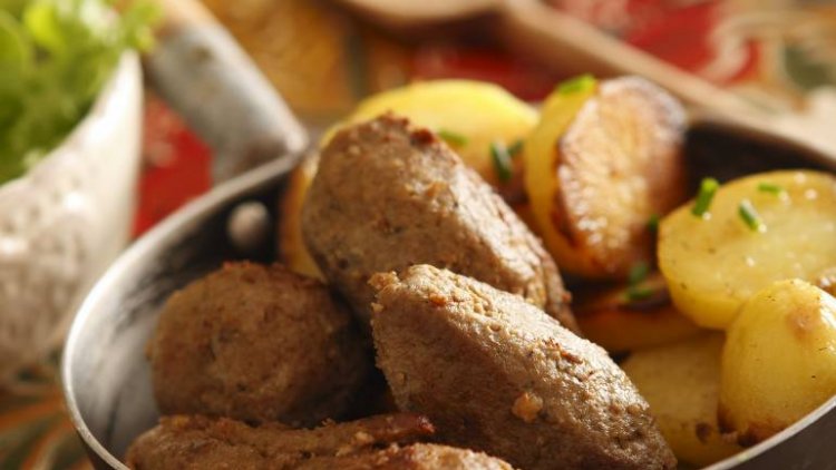 Quenelles de Foie ou Lewerknepfles est un plat traditionnel alsacien.