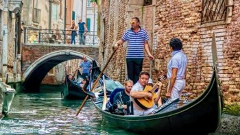 Venise, la ville des amoureux et l'une de plus belles villes d'Italie. !