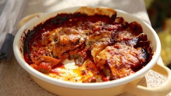 Un peu de soleil dans notre plat grâce à ce gratin d'aubergines préparé par notre chef ordissinaute Minou, miam !